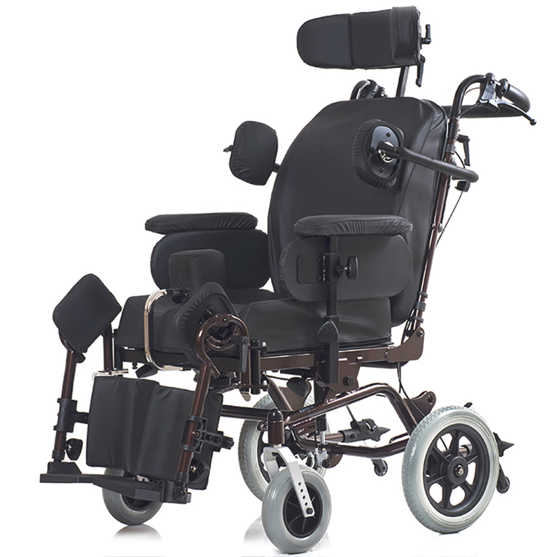 Кресло-коляска для инвалидов Ortonica Delux 560 (Luxe 200) 45 размер
