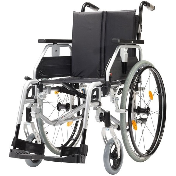 Кресло-коляска для инвалидов Titan Pyro Light optima LY-170-1331